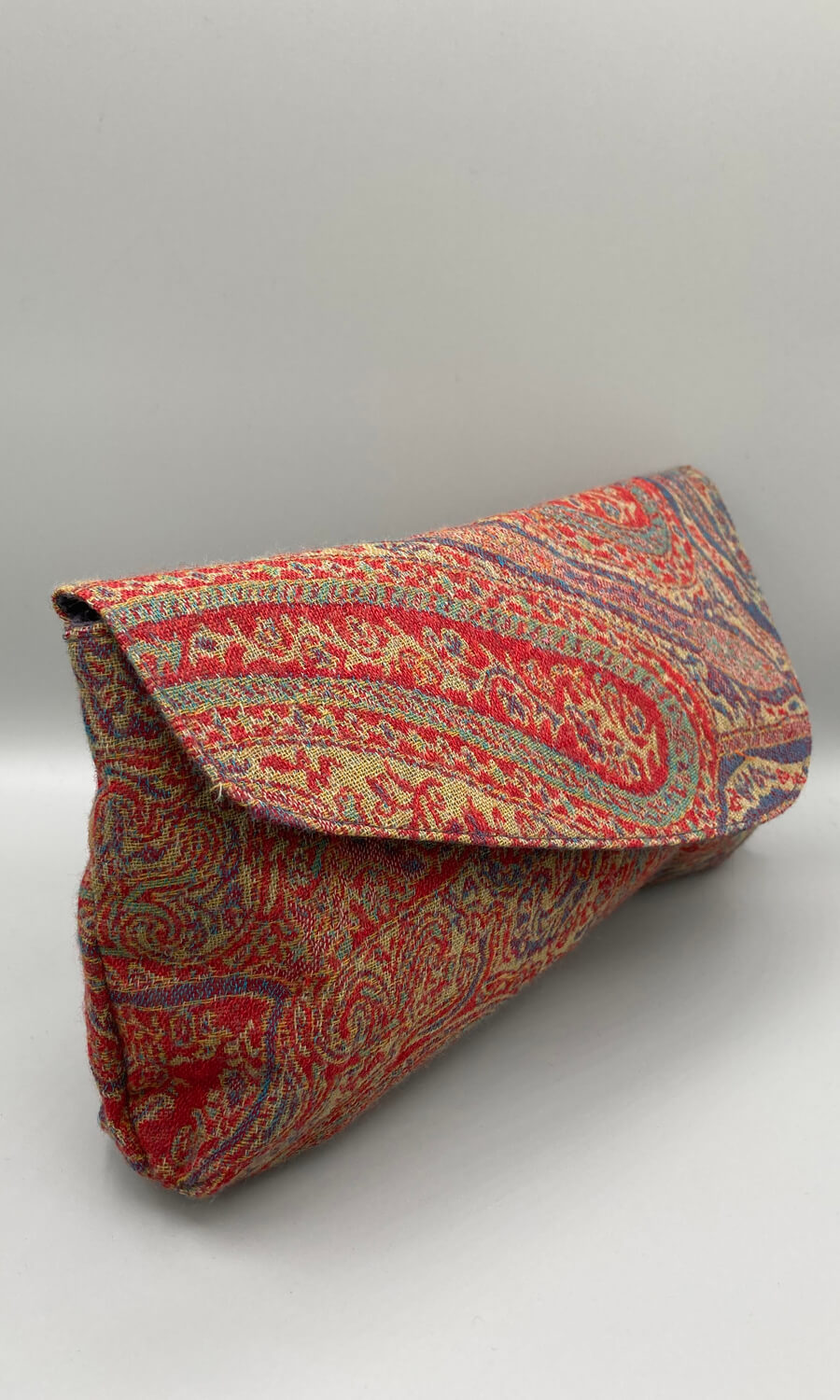 Dressy - handgefertigte Tasche aus Kaschmirwolle