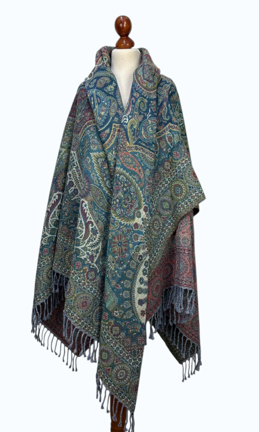 Mohini - Elegantes Cape aus Merinowolle 