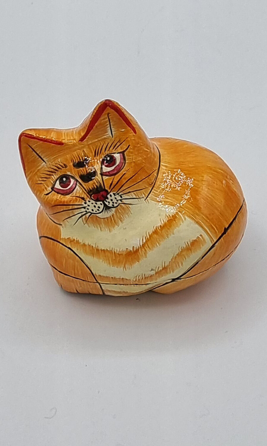 handbemalte Dose in Katzenform aus Papermaché 
