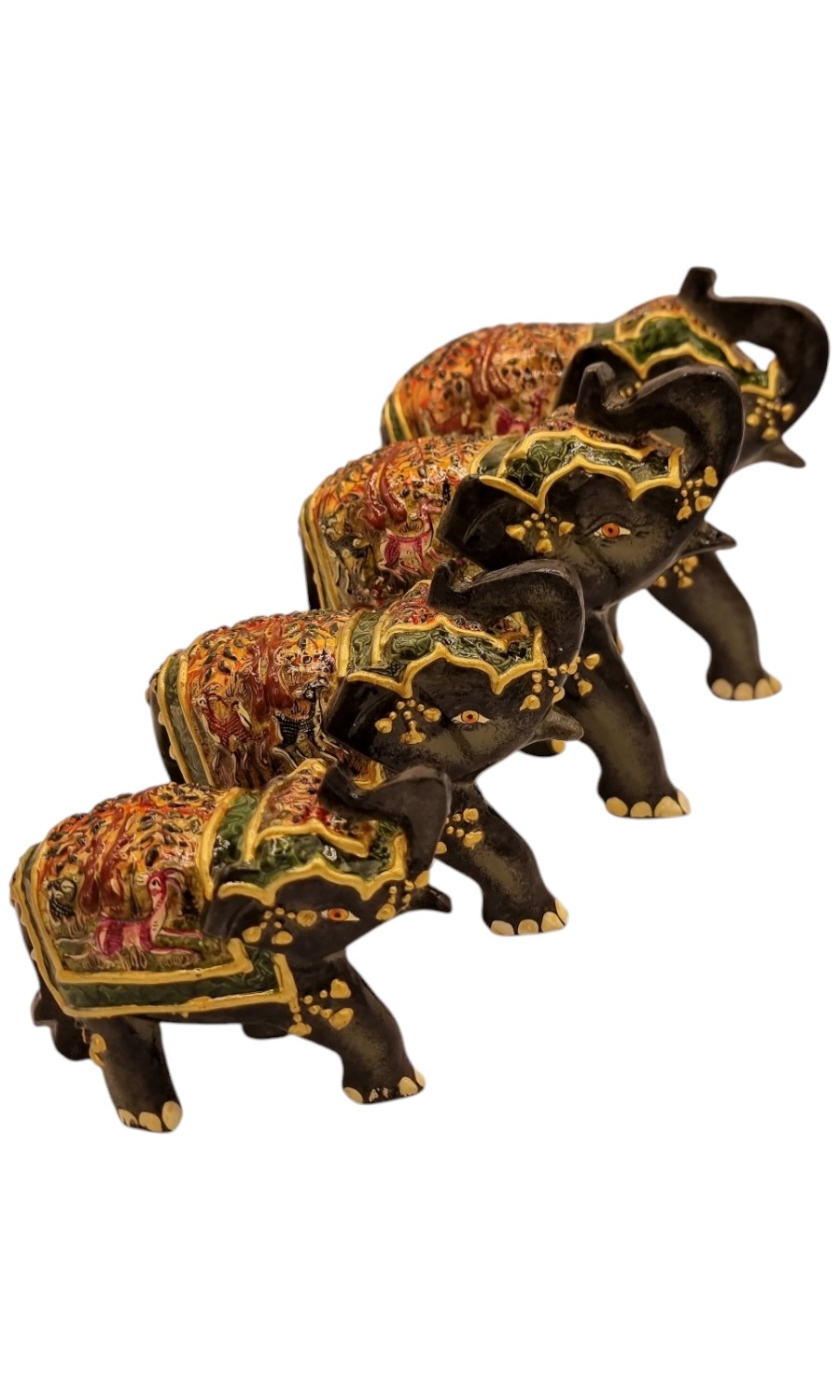 handbemalter Elefant aus Holzmaché