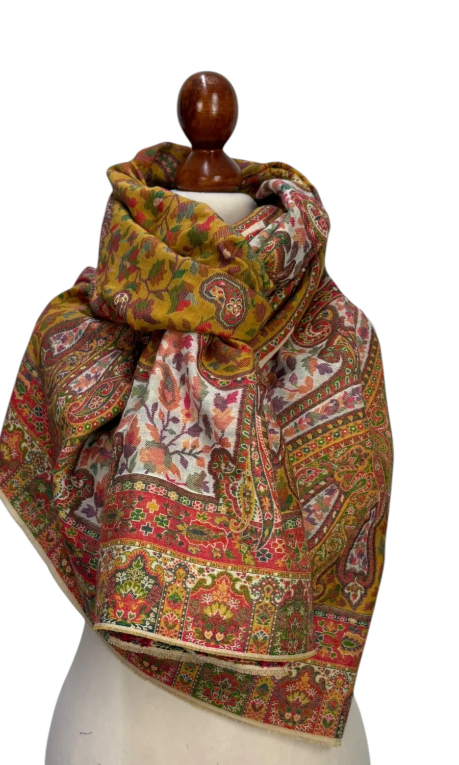 Mohini - handgefertigter großer Schal in edlem Materialmix