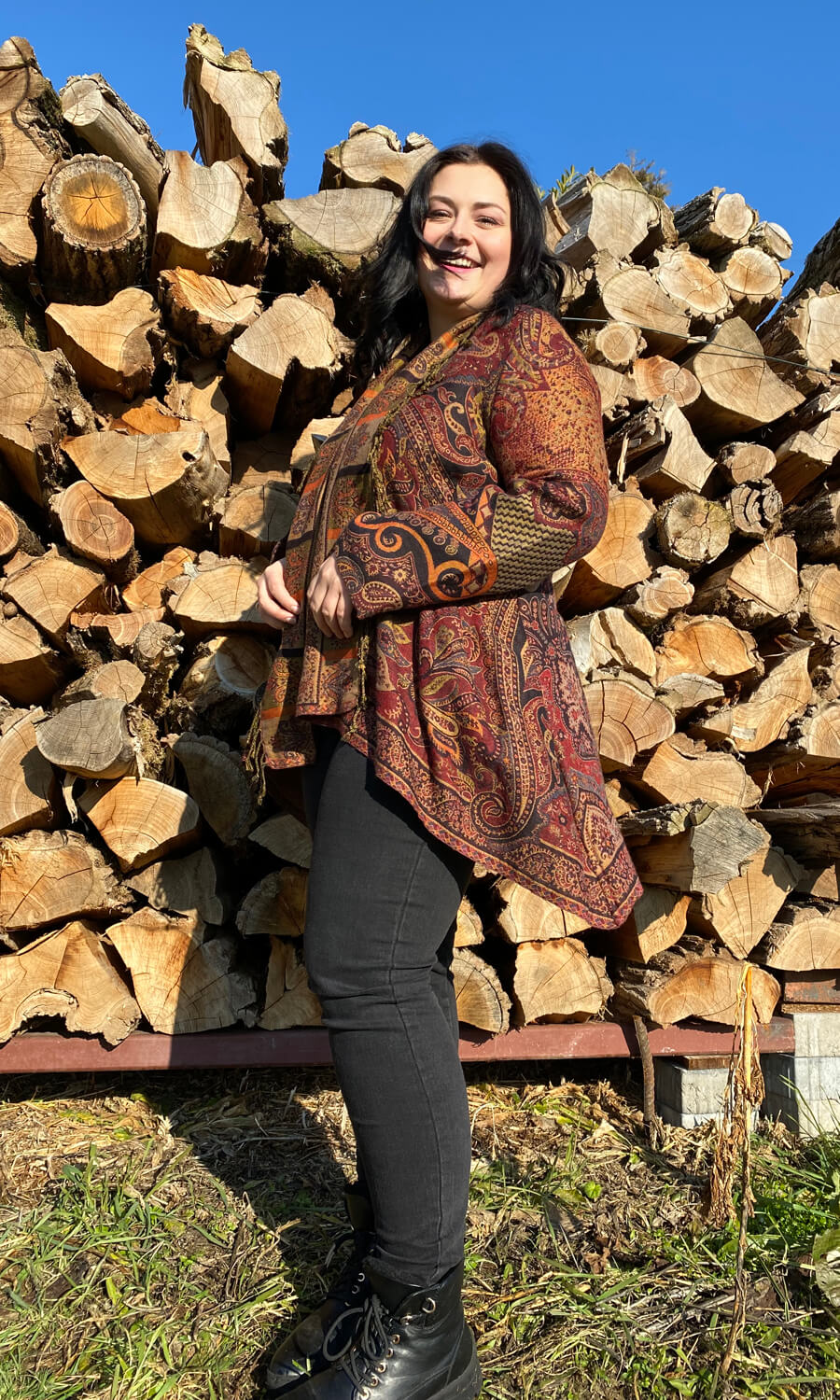 Mohini - elegante Damenjacke aus Merinowolle