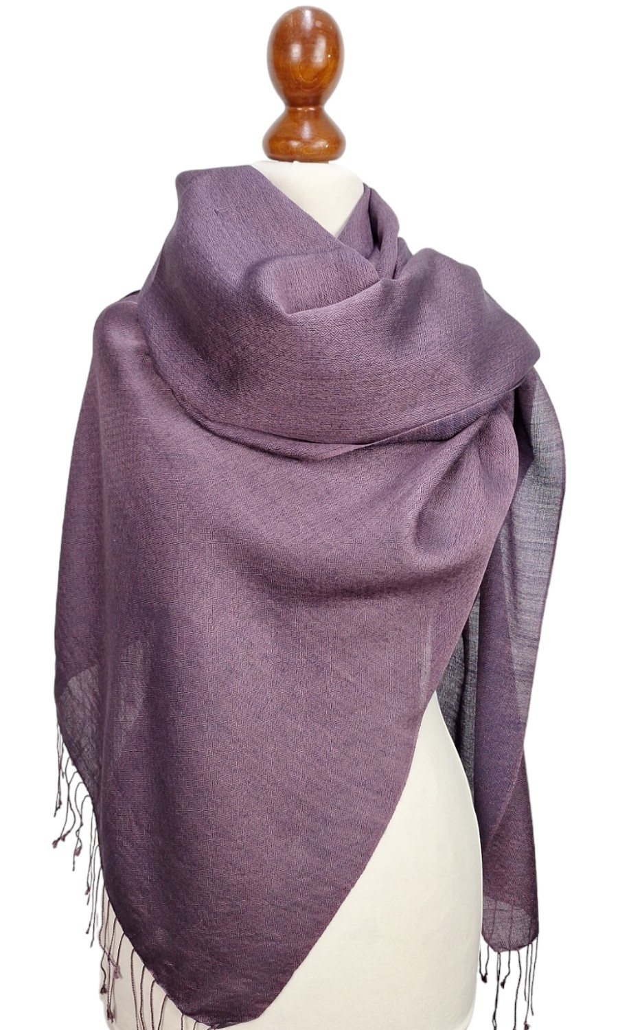 Mohini - eleganter großer Schal aus Kaschmir und Seide  Mohini - eleganter großer Schal aus Kaschmir und Seide