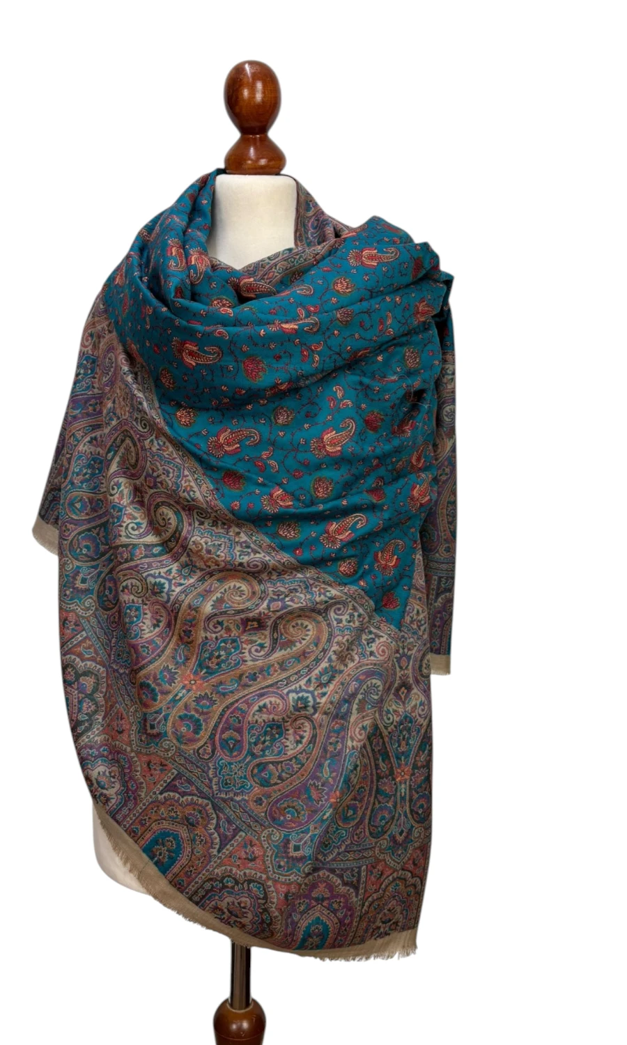 Mohini - handgefertigter großer Schal in edlem Materialmix