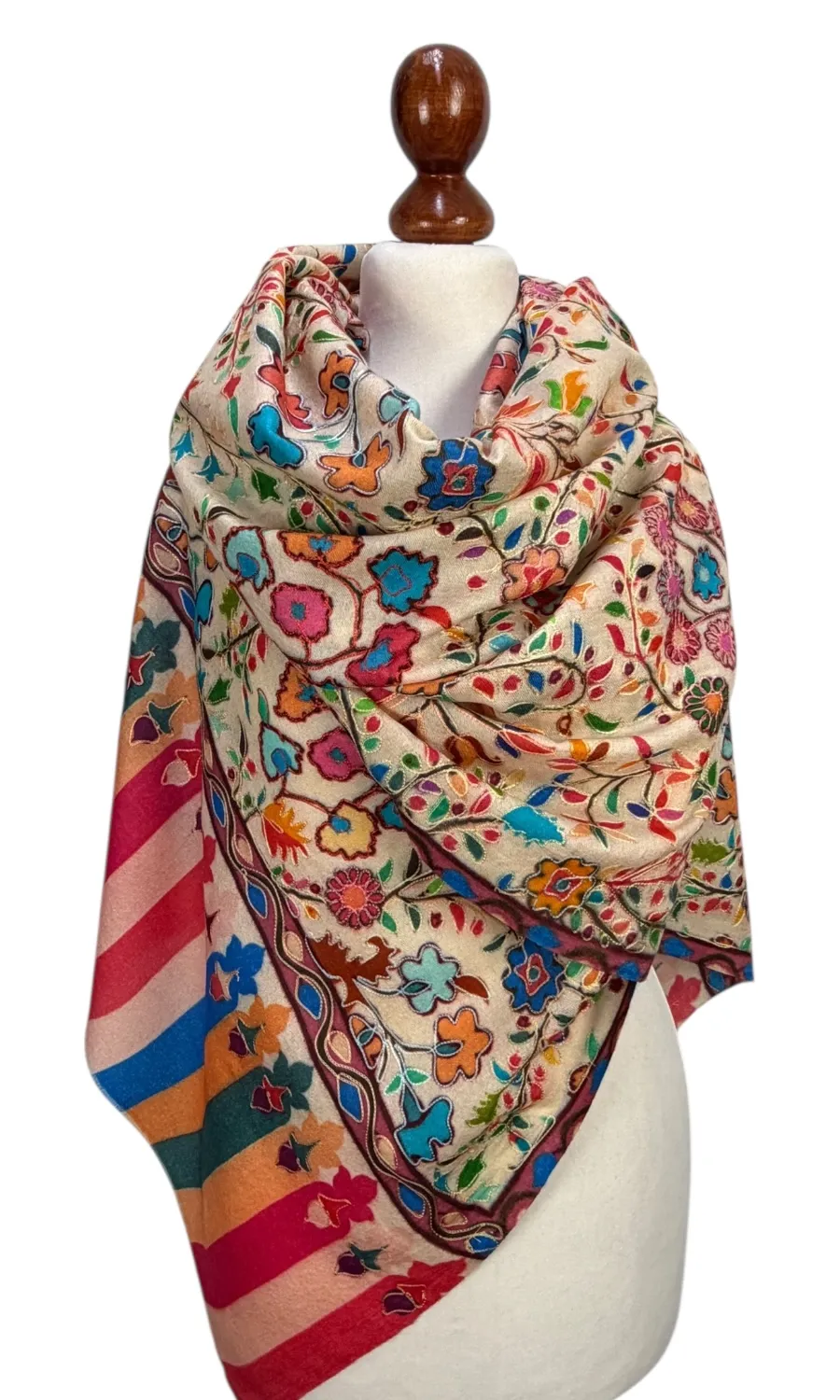 Mohini - großer Schal in edlem Materialmix  