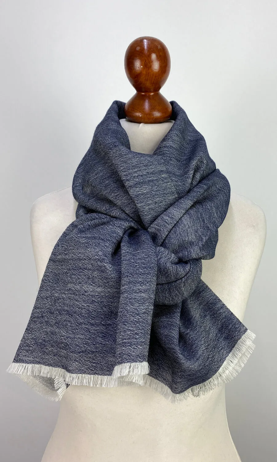 Mohini- großer Schal aus reiner Merinowolle 