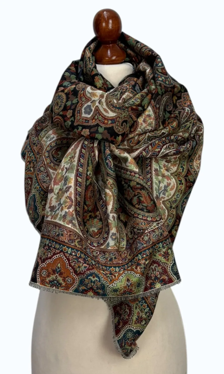 Mohini - handgefertigter großer Schal in edlem Materialmix