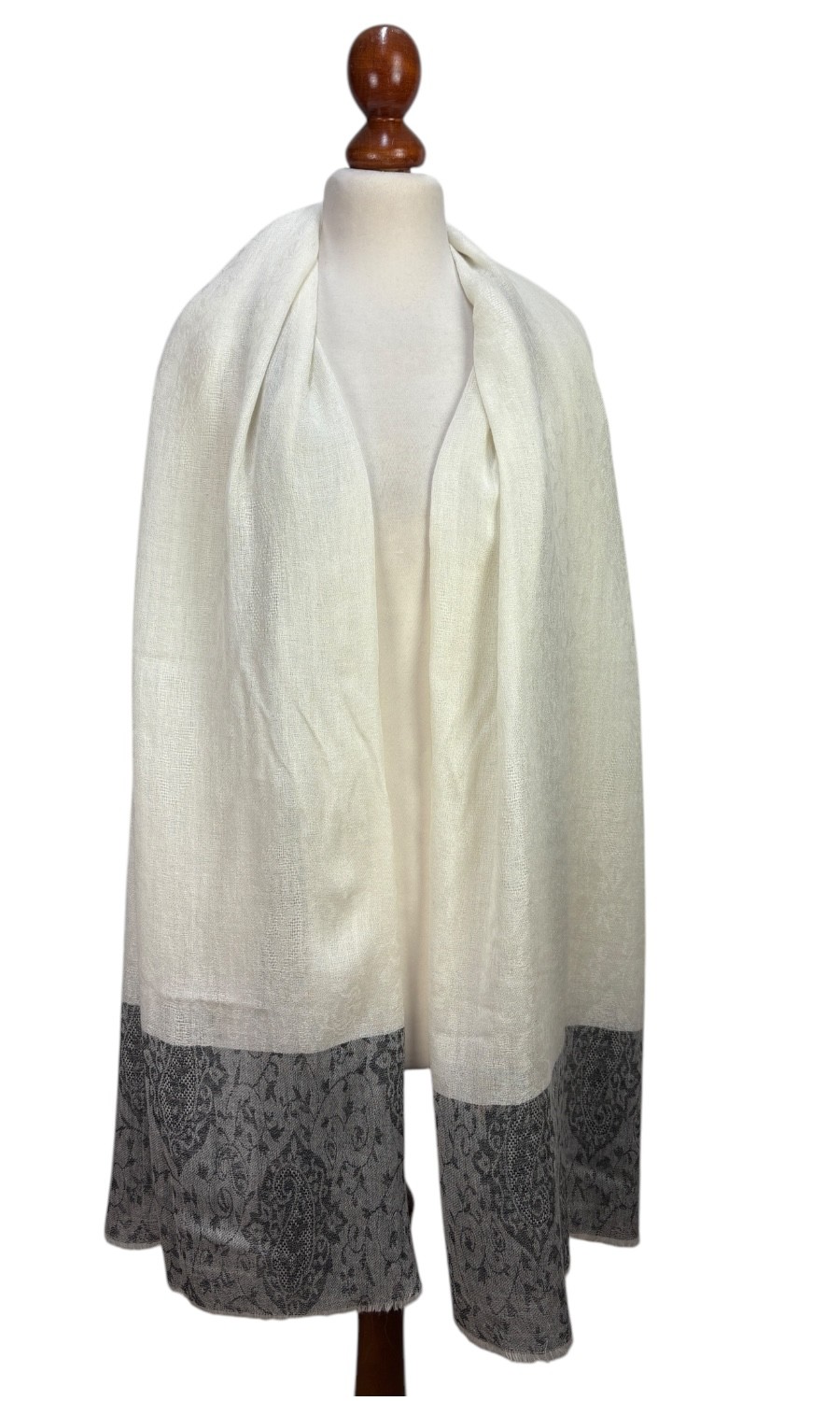 Großer Wollschal aus feiner Wolle - Mohini - Elegante Damen Stola