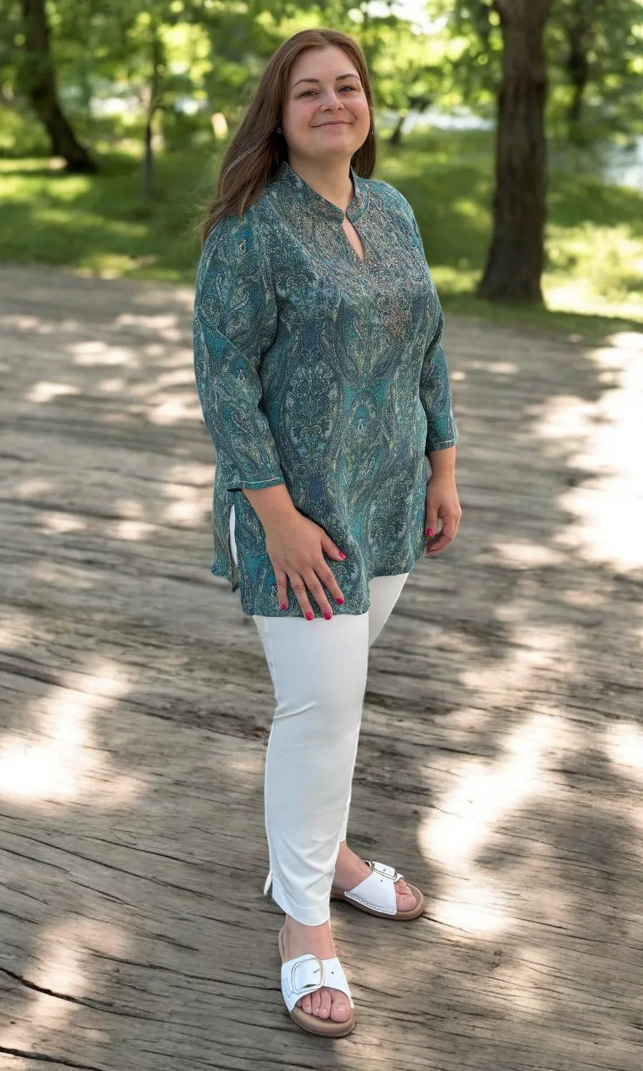 Mohini - bestickte Damenbluse aus edler Seide 