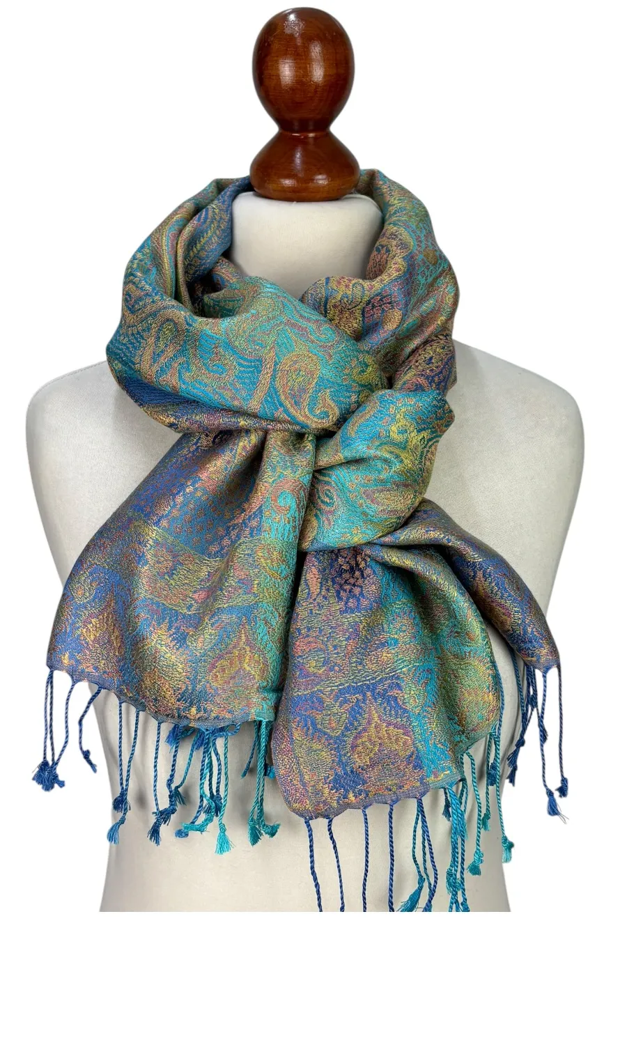   Mohini - Seidenschal mit zeitlos schönem Muster