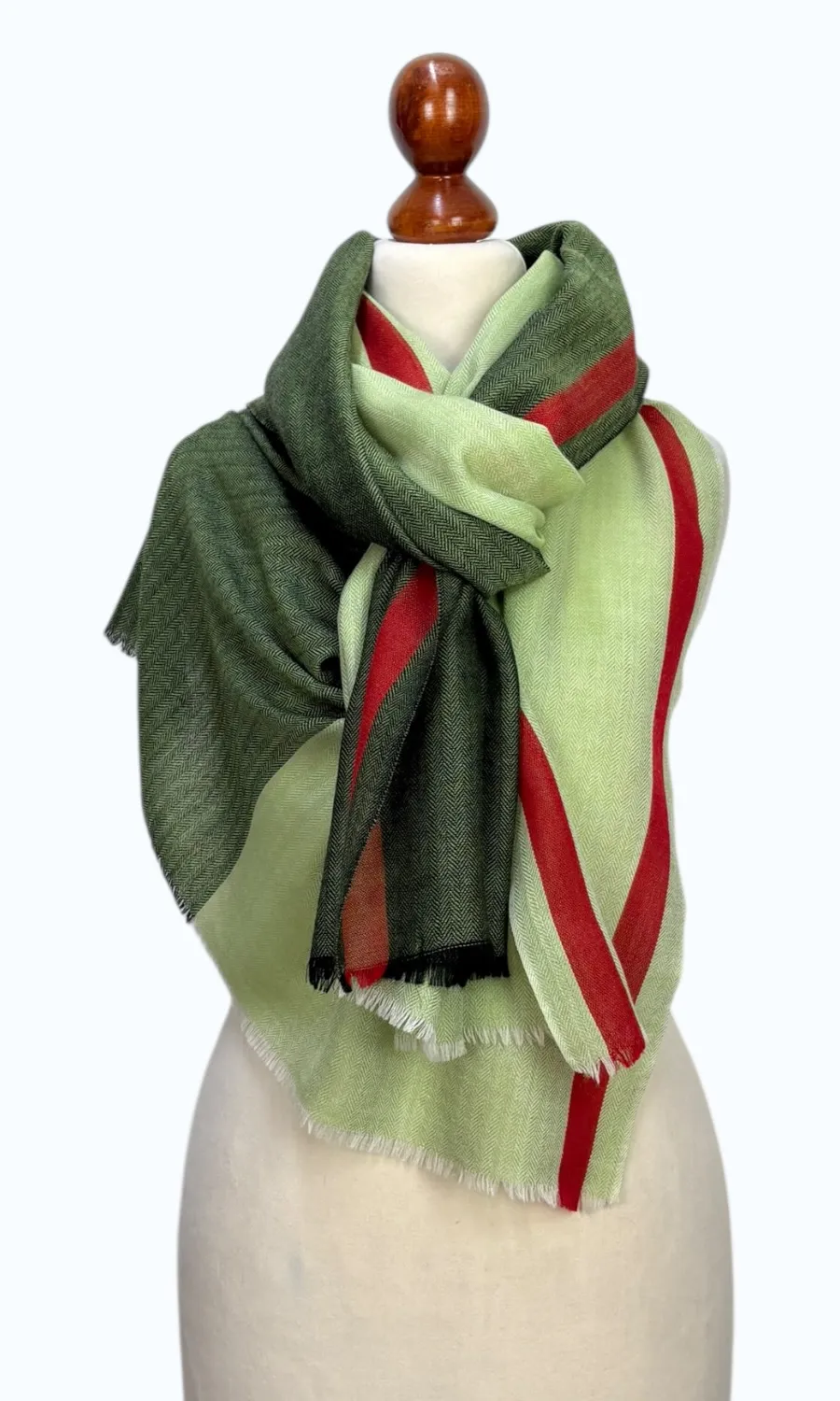 Mohini - großer Schal aus feiner Wolle