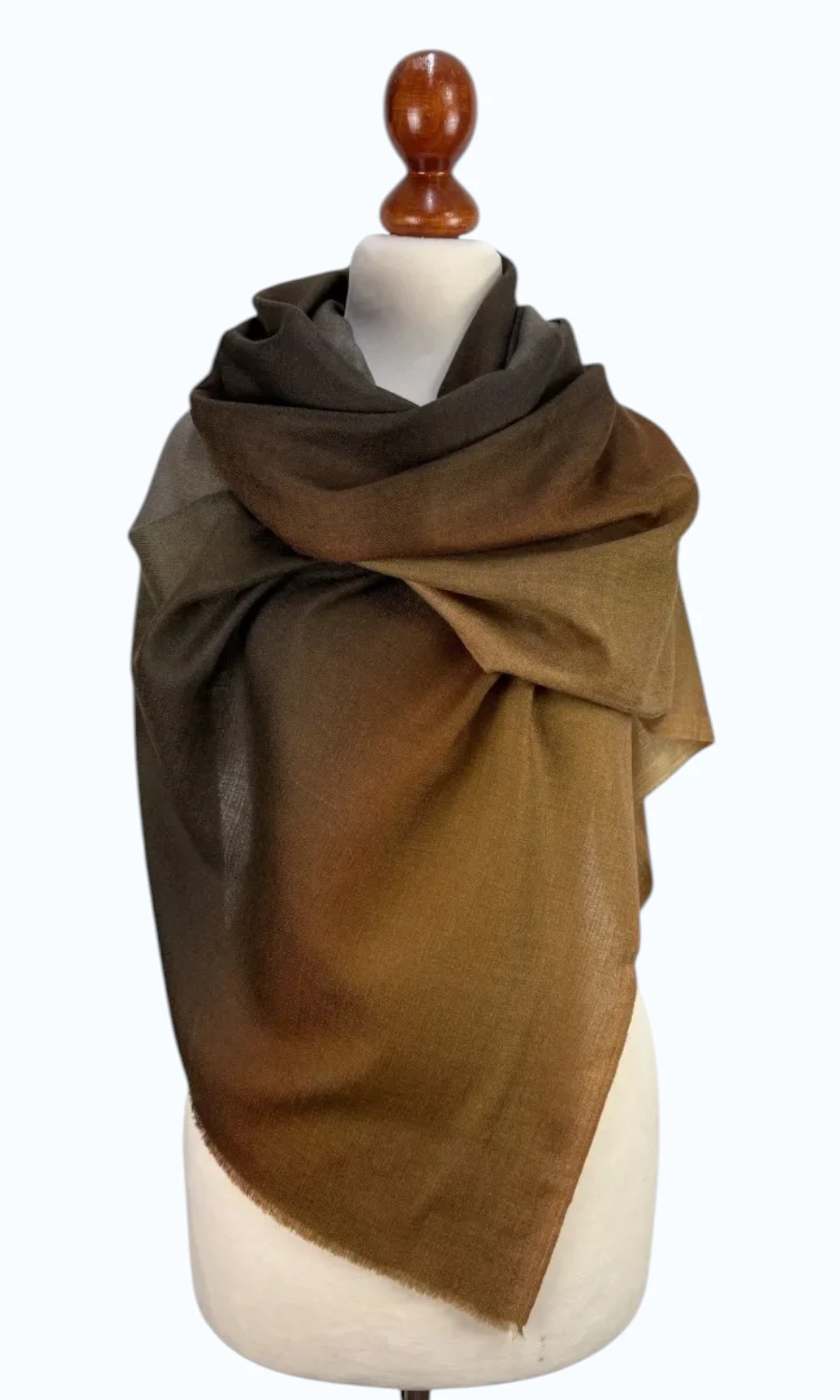 Mohini   - großer Schal in edlem Materialmix