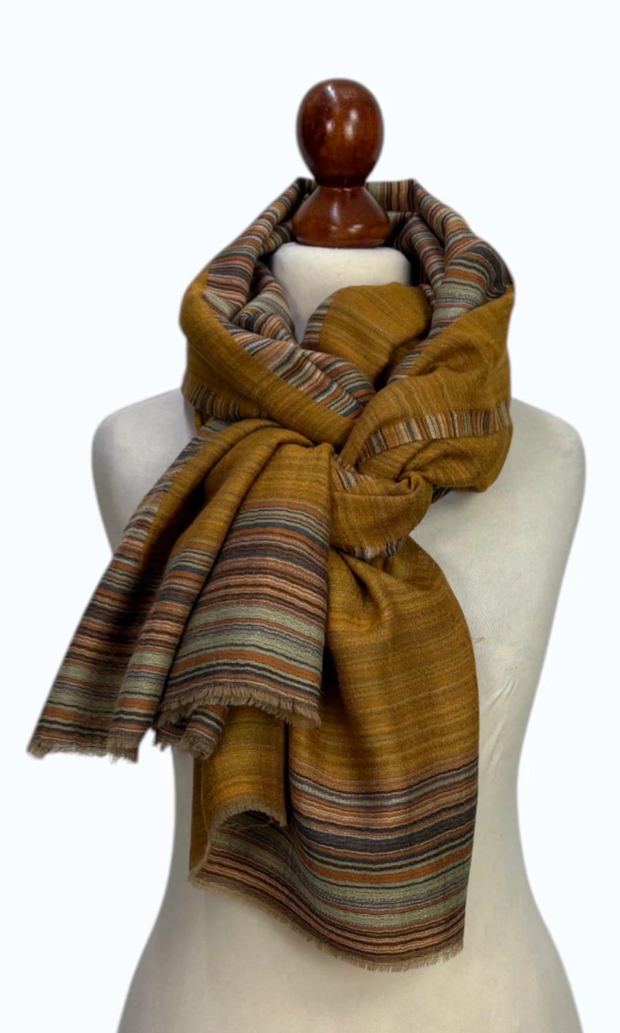 Mohini  - großer Schal aus feiner Wolle