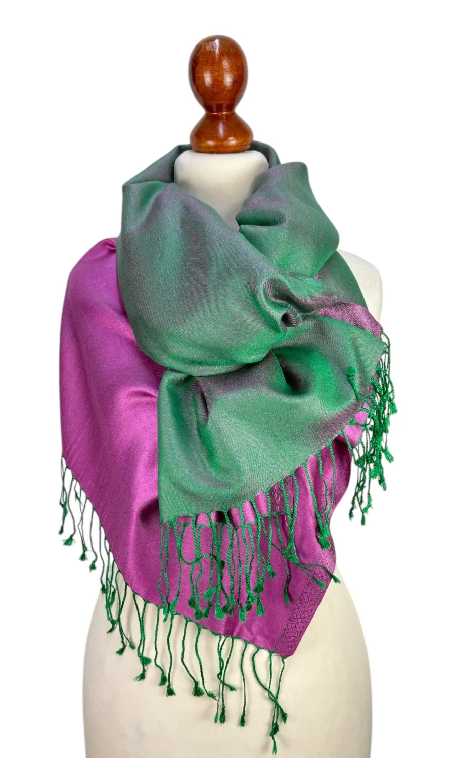 Mohini - großer zweifarbiger Schal aus reiner Seide