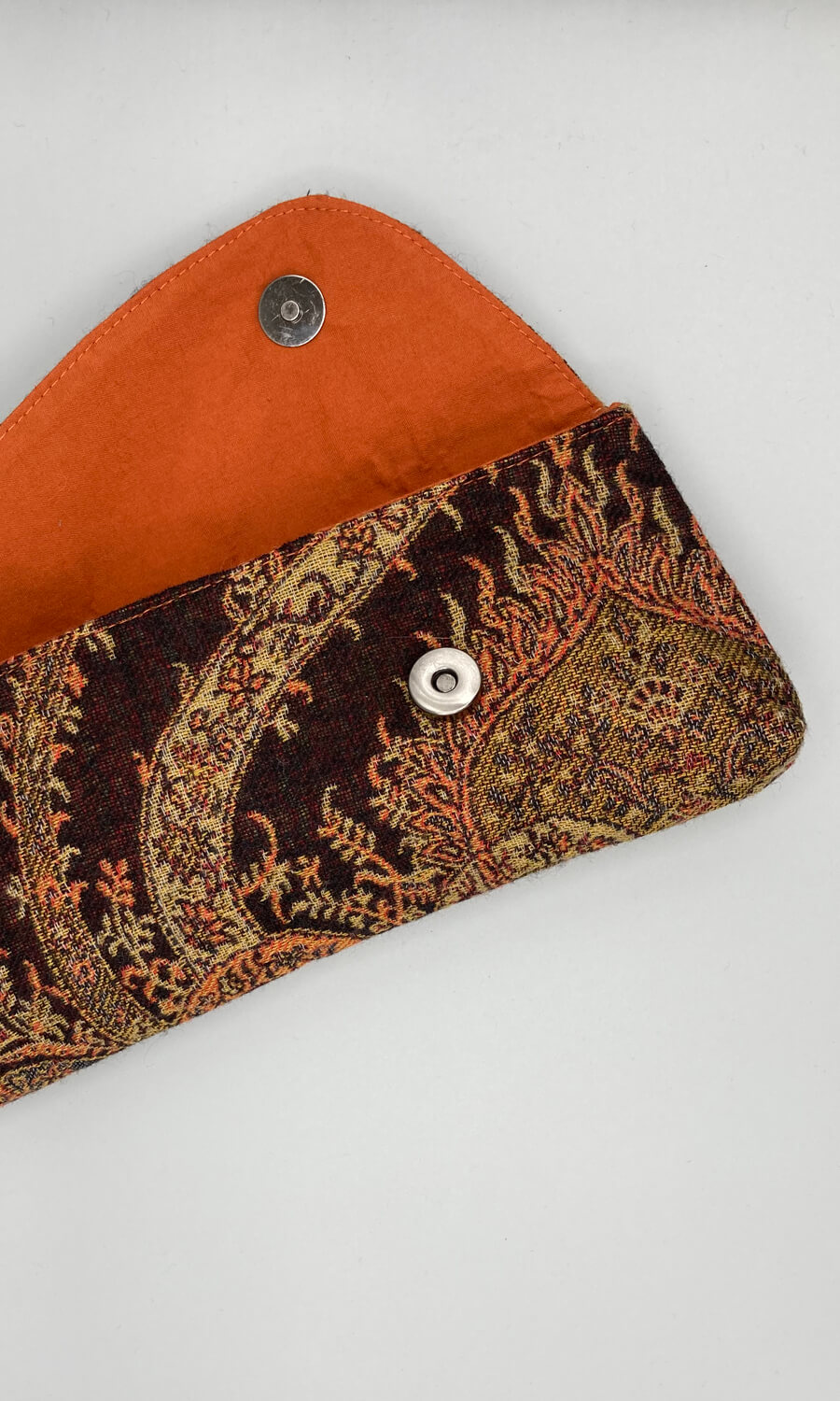 Brown - handgefertigte Tasche aus Kaschmirwolle 