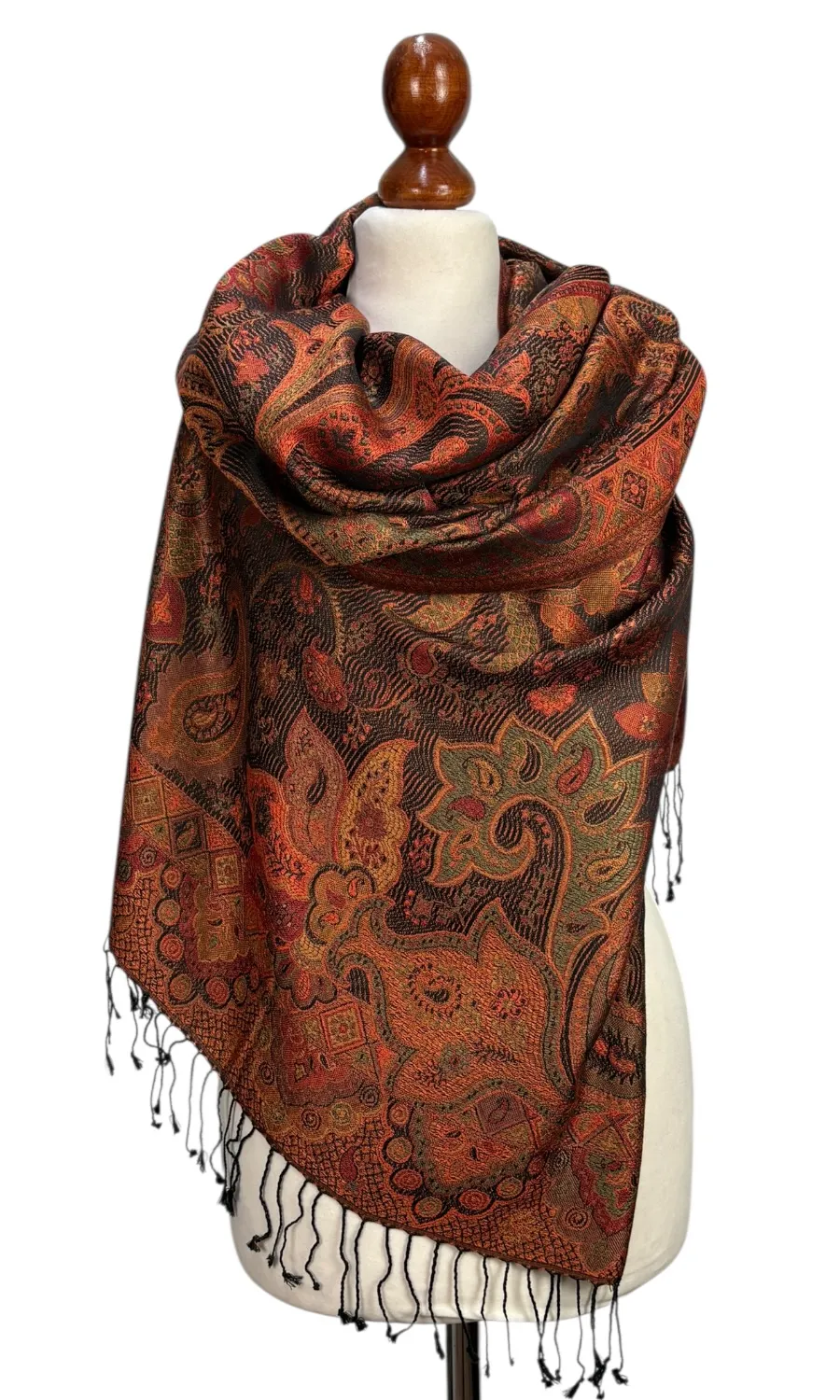 Mohini - großer Seidenschal  mit einzigartigem Muster
