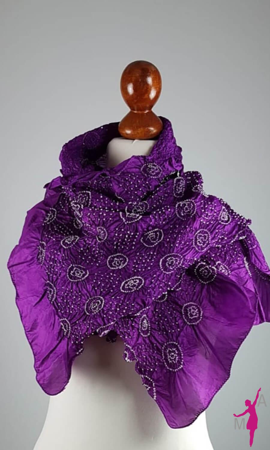"Lilac Power" -Tie Dye Schal aus reiner Seide